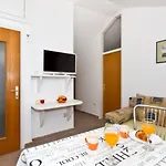 A3 - Location In Center With The Sea View וודיצה